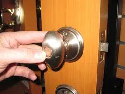 Locksmith Master Store Stratford, NJ 856-375-8728 - door-unlock